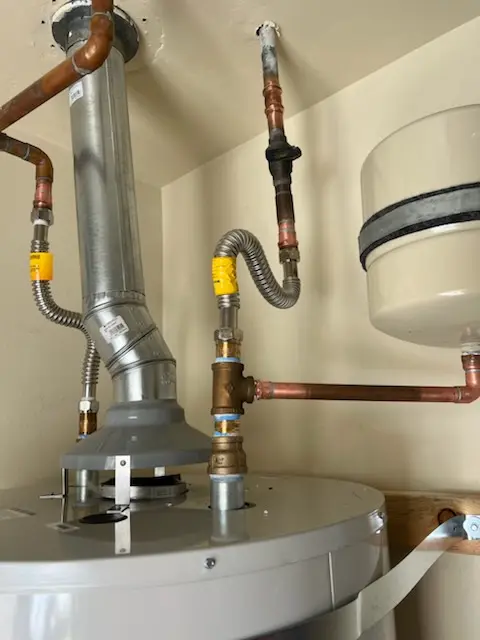 Water heater installation and plumbing repair in Lincolnia